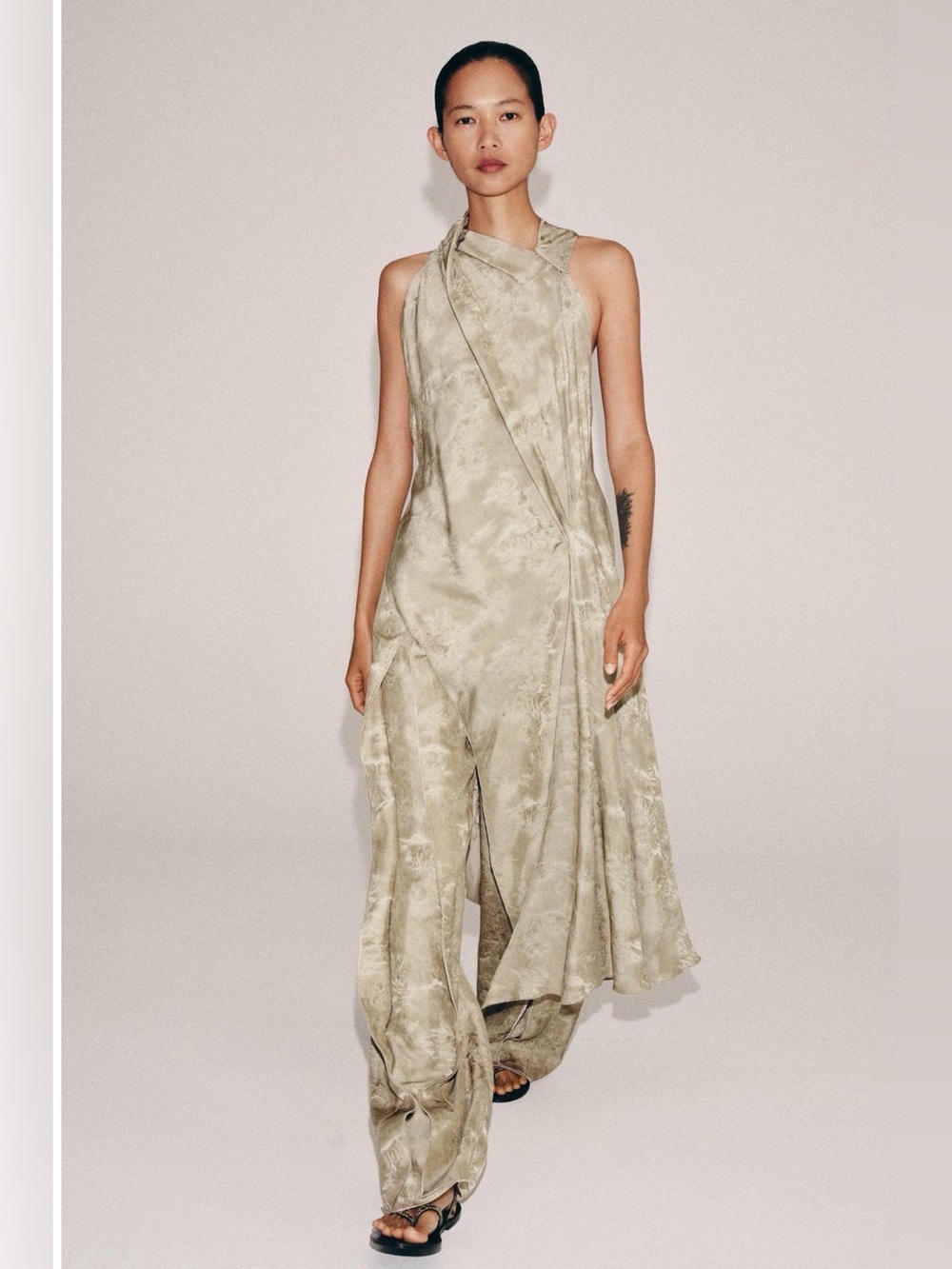 NWT Zara Women’s Collection Jacquard Beige Asymmetric Viscose Top XS